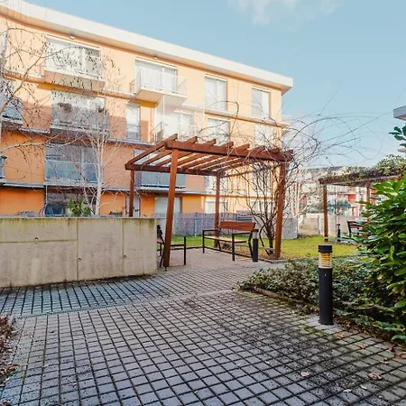 Blueground Zizkov Furnished Park Prg-42 Прага