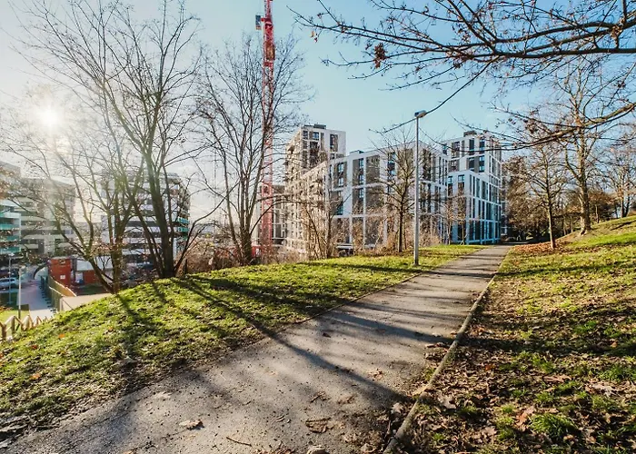 Blueground Zizkov Furnished Park Prg-42
